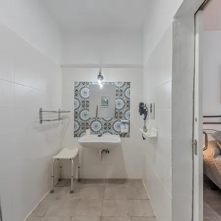 Gar House Caleta de Interián