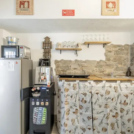 Gar House *